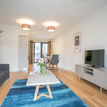 Grand Canal Square Apartments Dublin Exterior photo