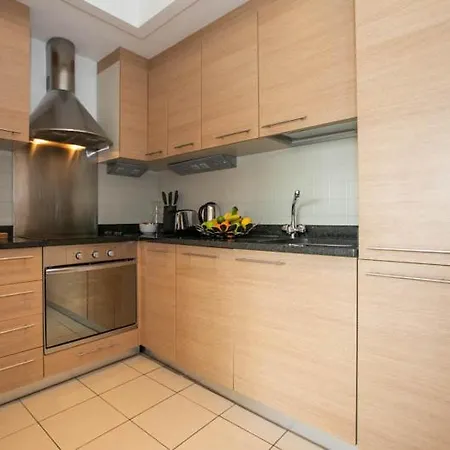 Grand Canal Square Apartments Dublin Exterior photo